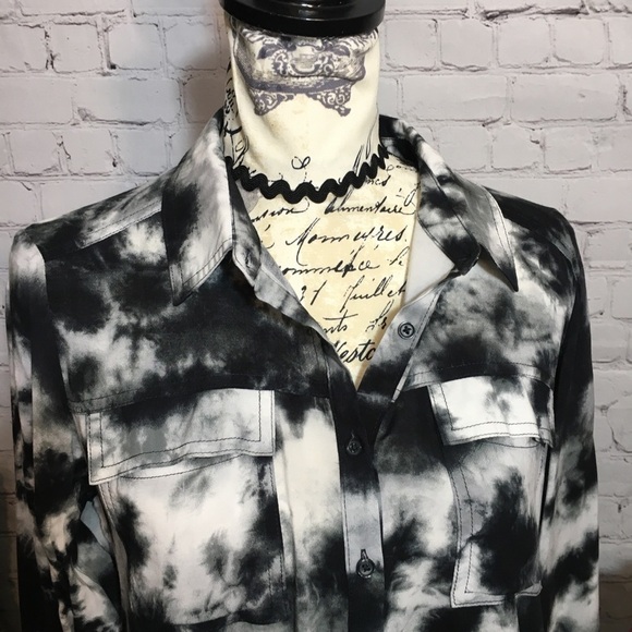 a.n.a A New Approach long sleeve tie dye rayon shirt - Picture 3 of 10